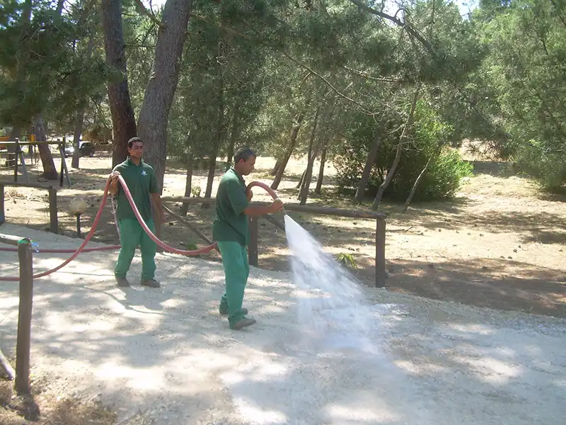 stabilizzazione polveri manutenzione straordinaria Sardegna giardini